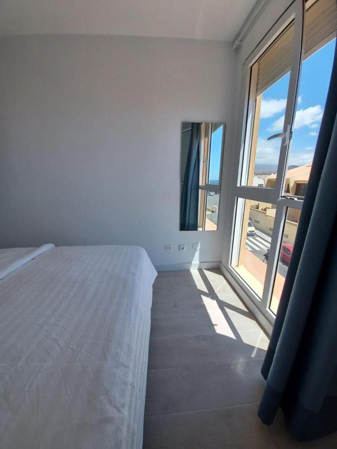 Surfers Nest El Medano Apartment Екстериор снимка