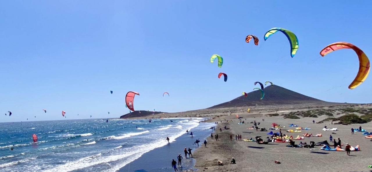 Surfers Nest El Medano Apartment Екстериор снимка