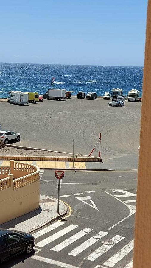 Surfers Nest El Medano Apartment Екстериор снимка